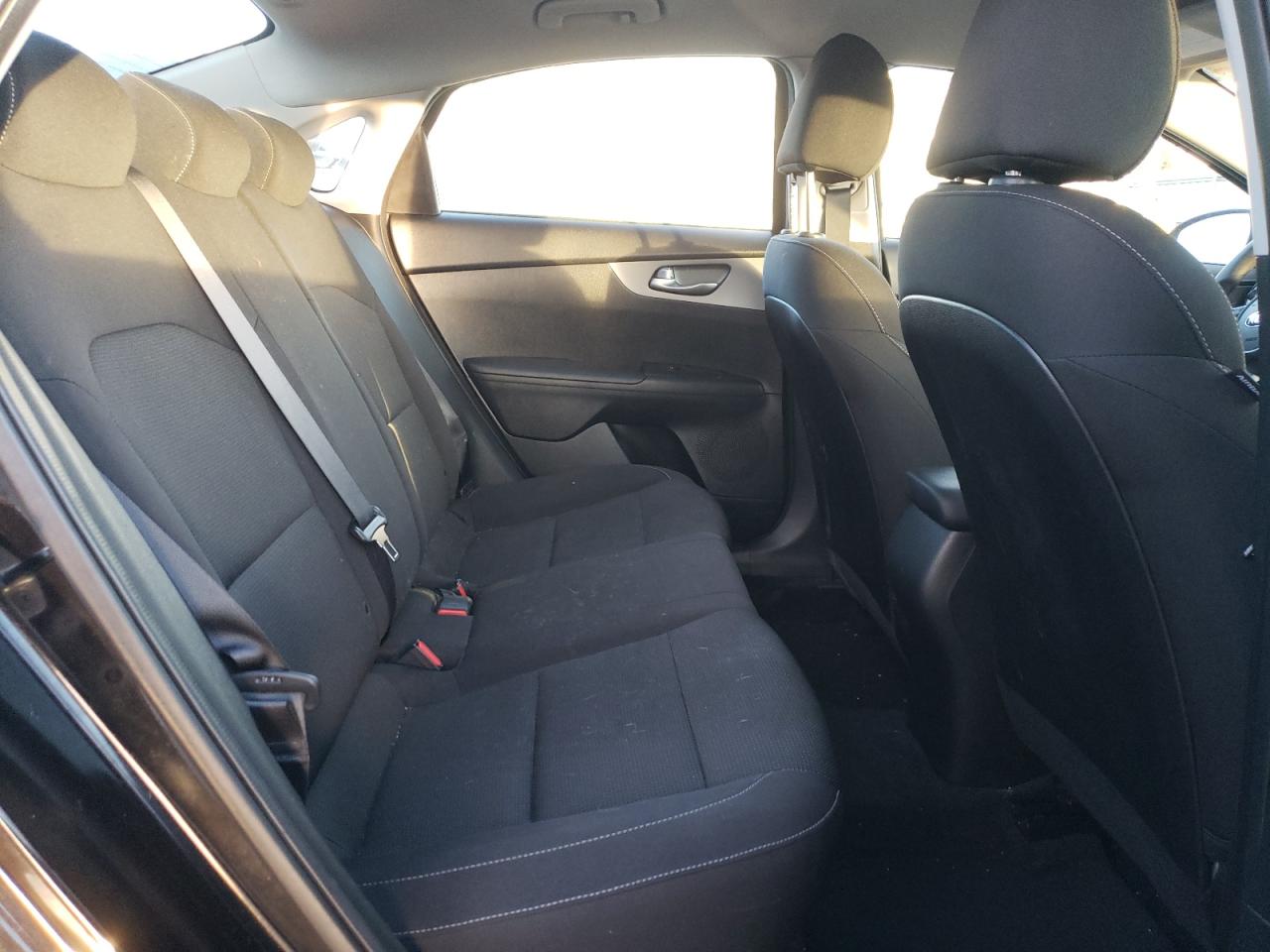 2021 Kia Forte - Image 10