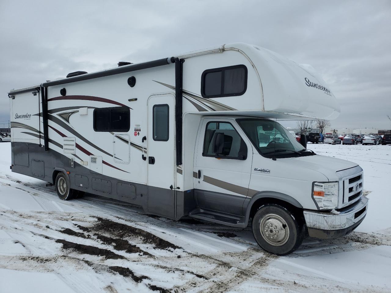 2016 Ford Econoline E450 Super Duty Cutaway Van en Venta en Montreal-est, QC - Minor Dent/Scratches