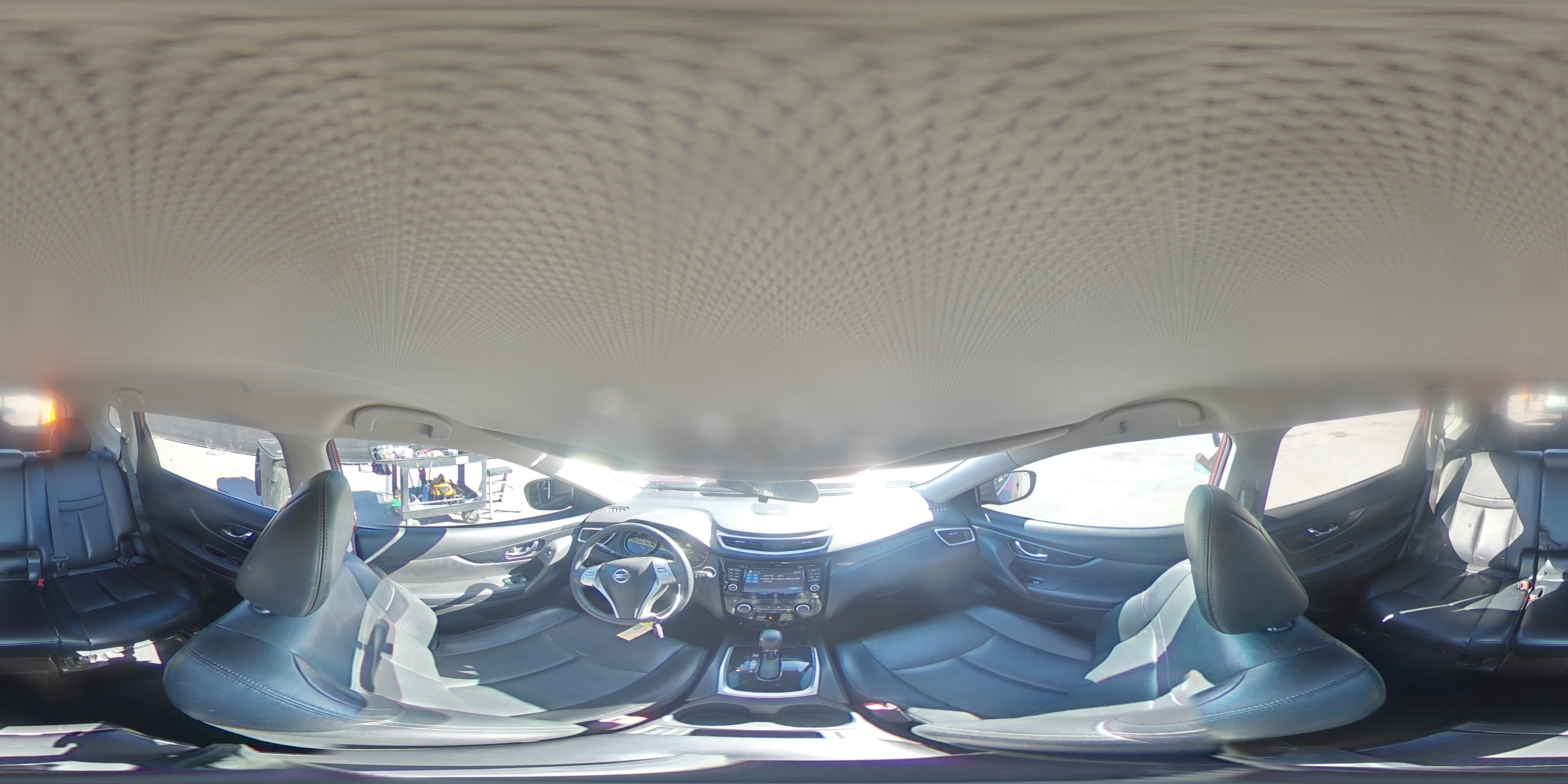 2015 Nissan Rogue - Image 16
