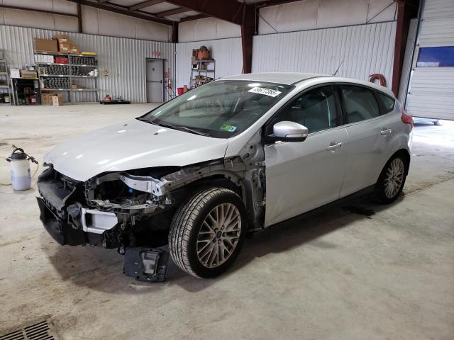  FORD FOCUS 2014 Серебристый