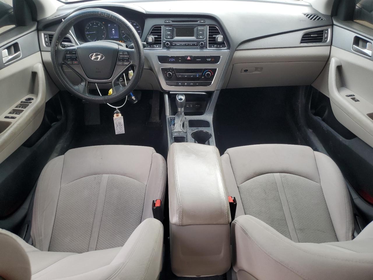 2017 Hyundai Sonata - Image 8