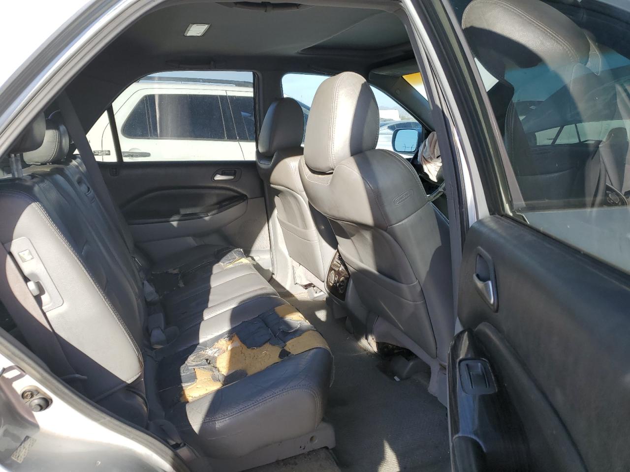 2006 Acura MDX - Image 11