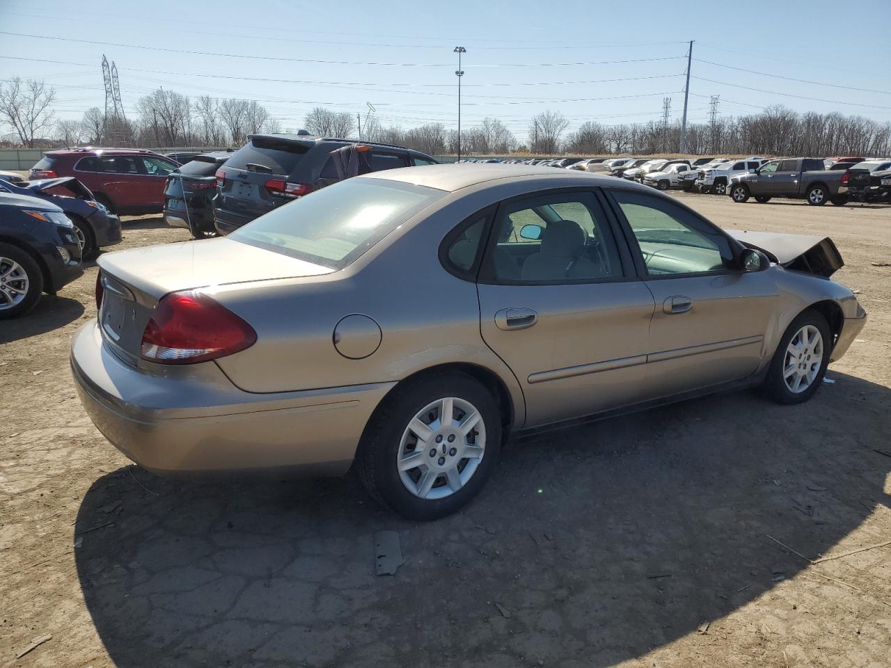 2006 Ford Taurus - Image 3
