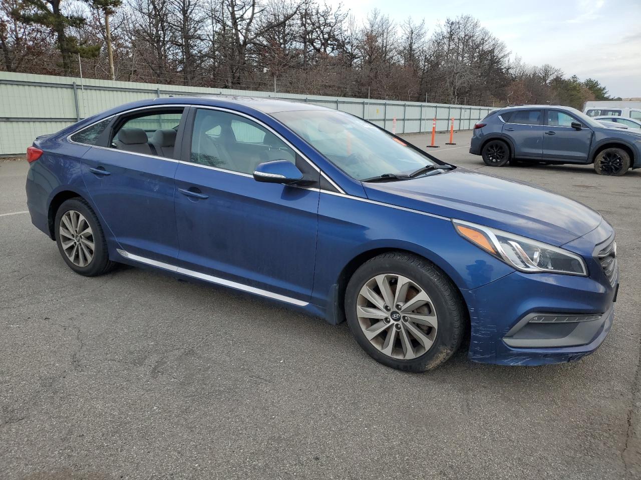2017 Hyundai Sonata - Image 4