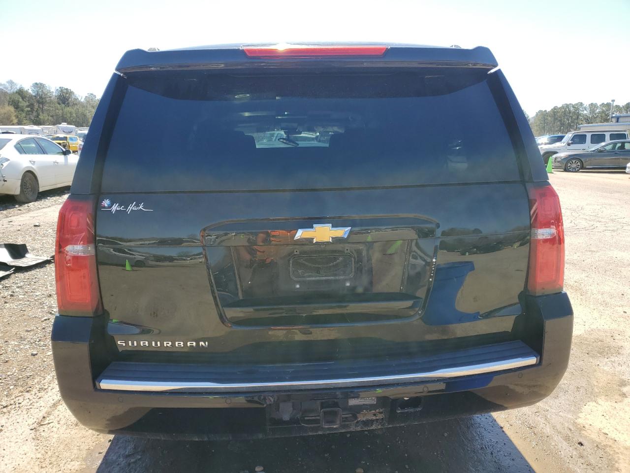 2015 Chevrolet Suburban - Image 6