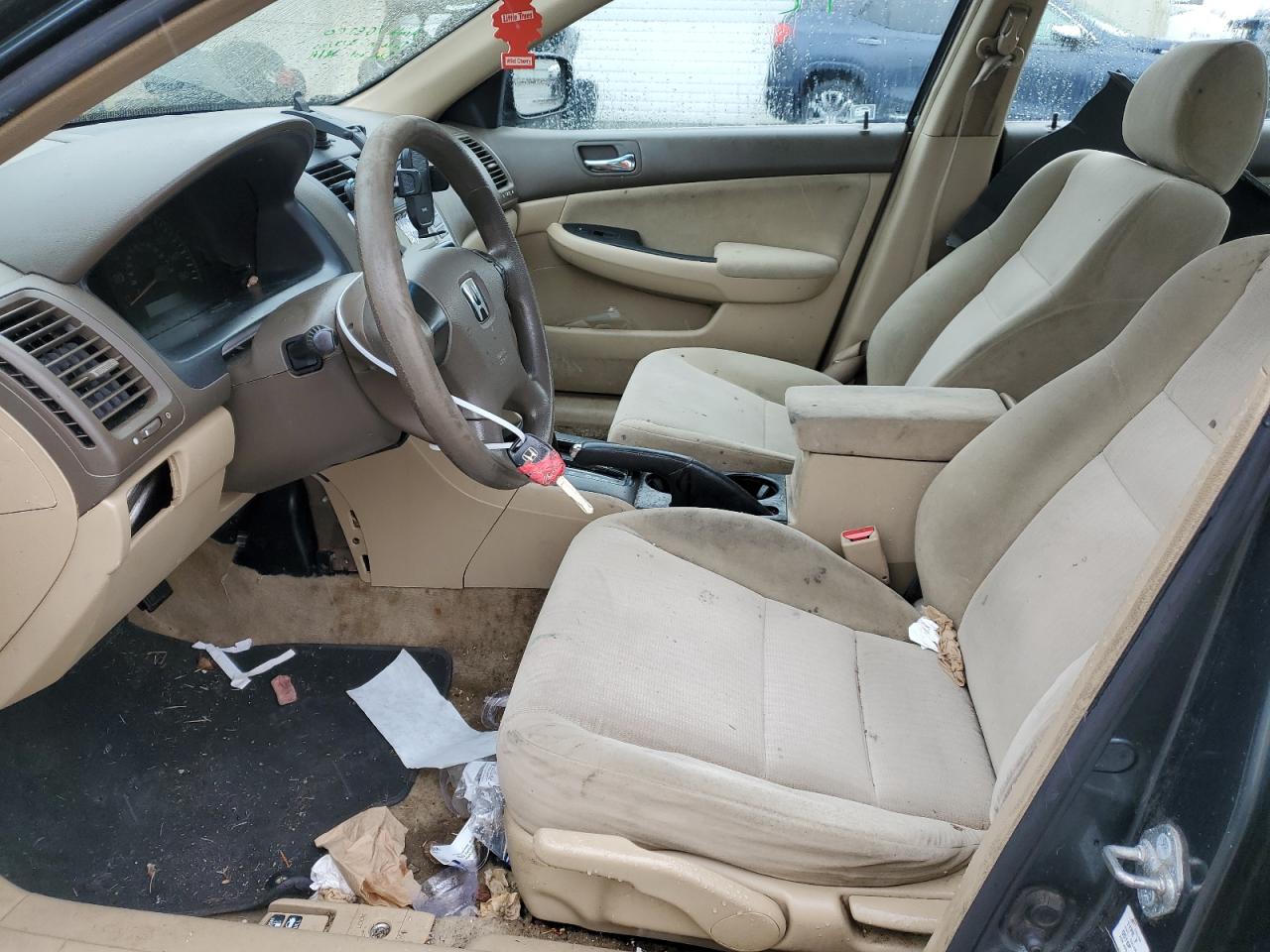 2004 Honda Accord - Image 7