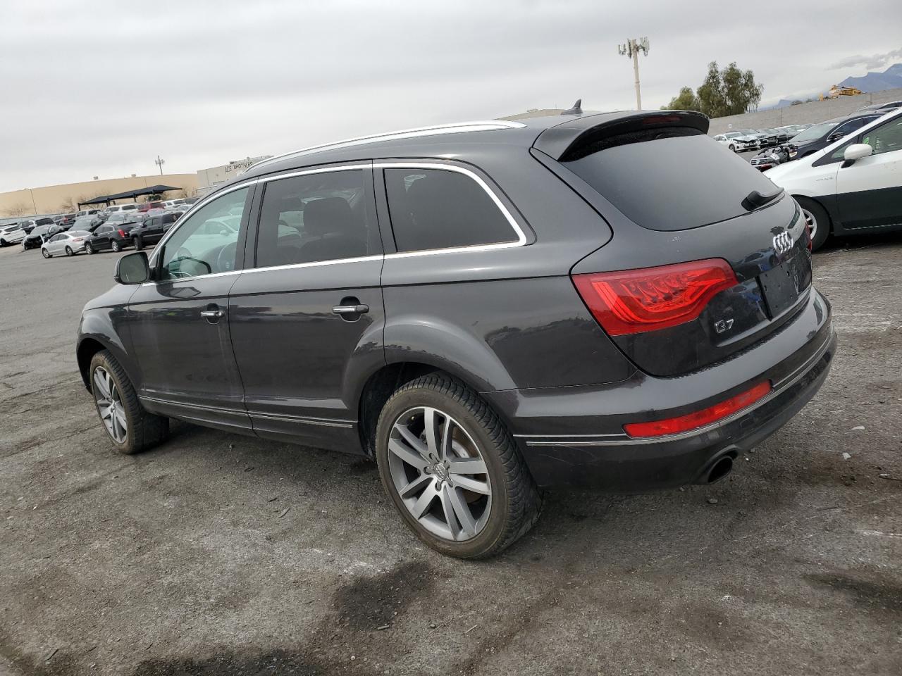 2013 Audi Q7 - Image 2