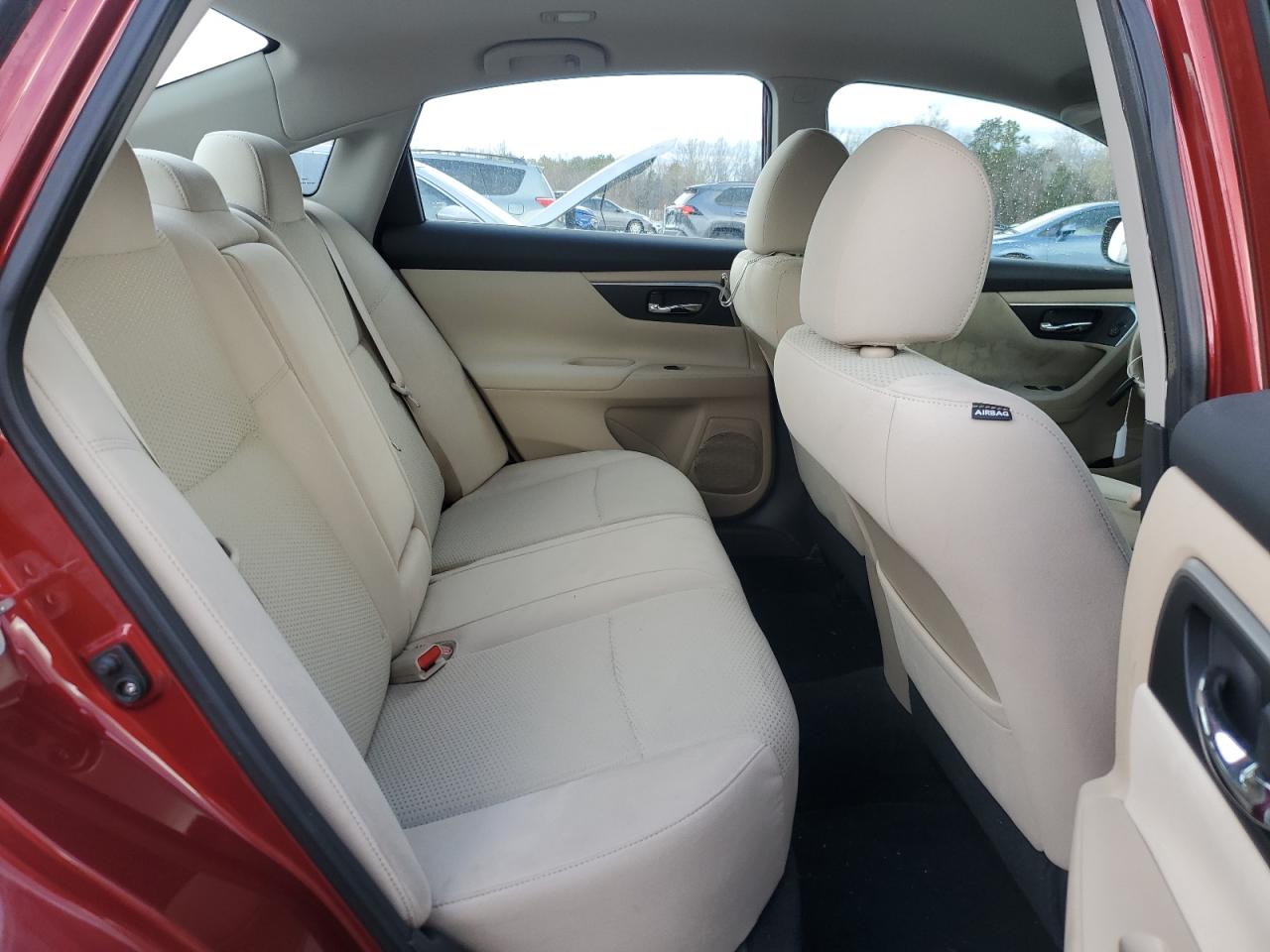 2015 Nissan Altima - Image 10