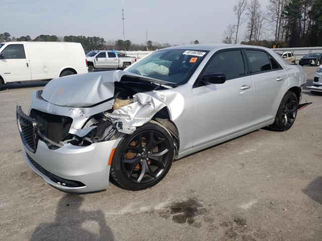 2020 Chrysler 300 Touring