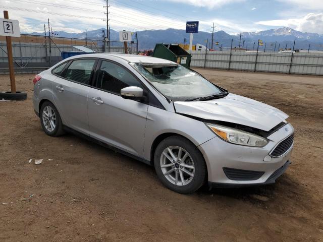 Sedans FORD FOCUS 2016 Srebrny
