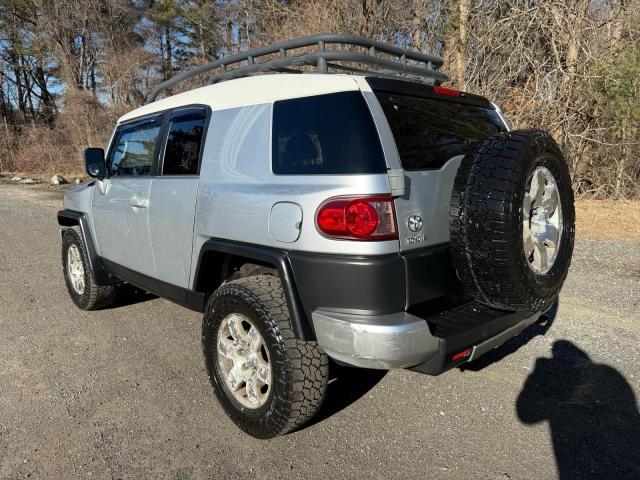 2007 TOYOTA FJ CRUISER 