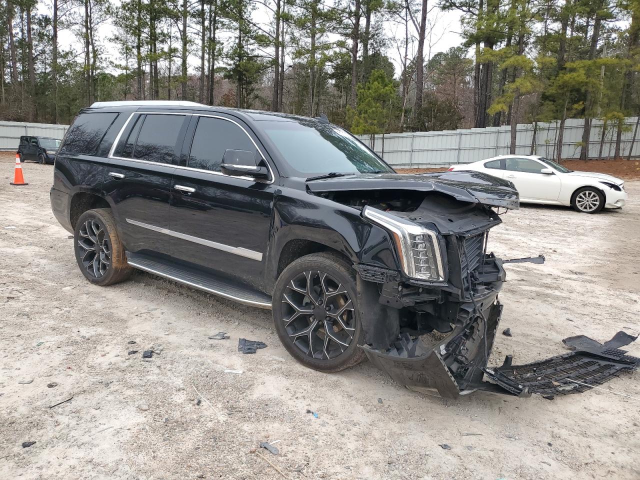 2019 Cadillac Escalade - Image 4