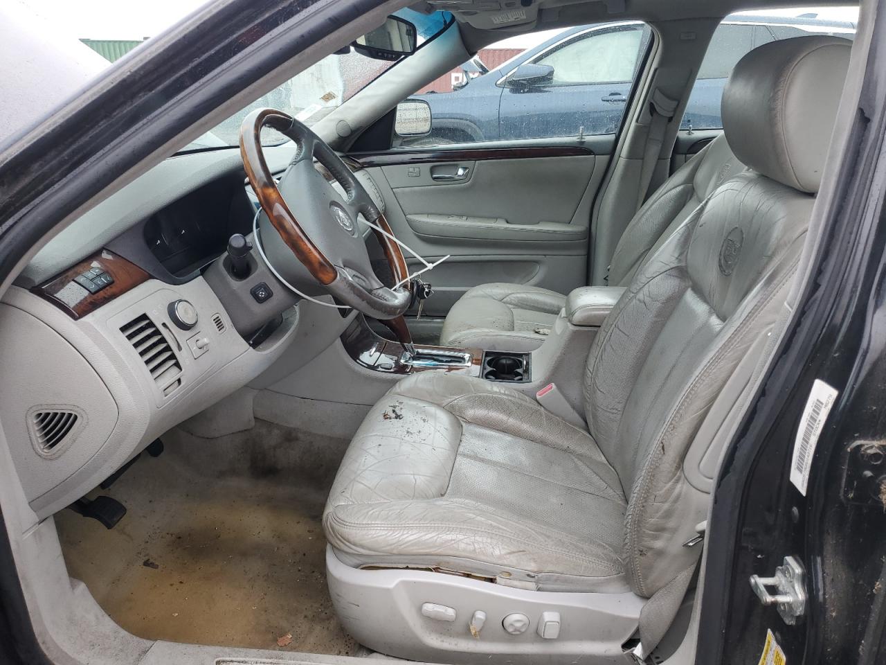 2006 Cadillac DTS - Image 7