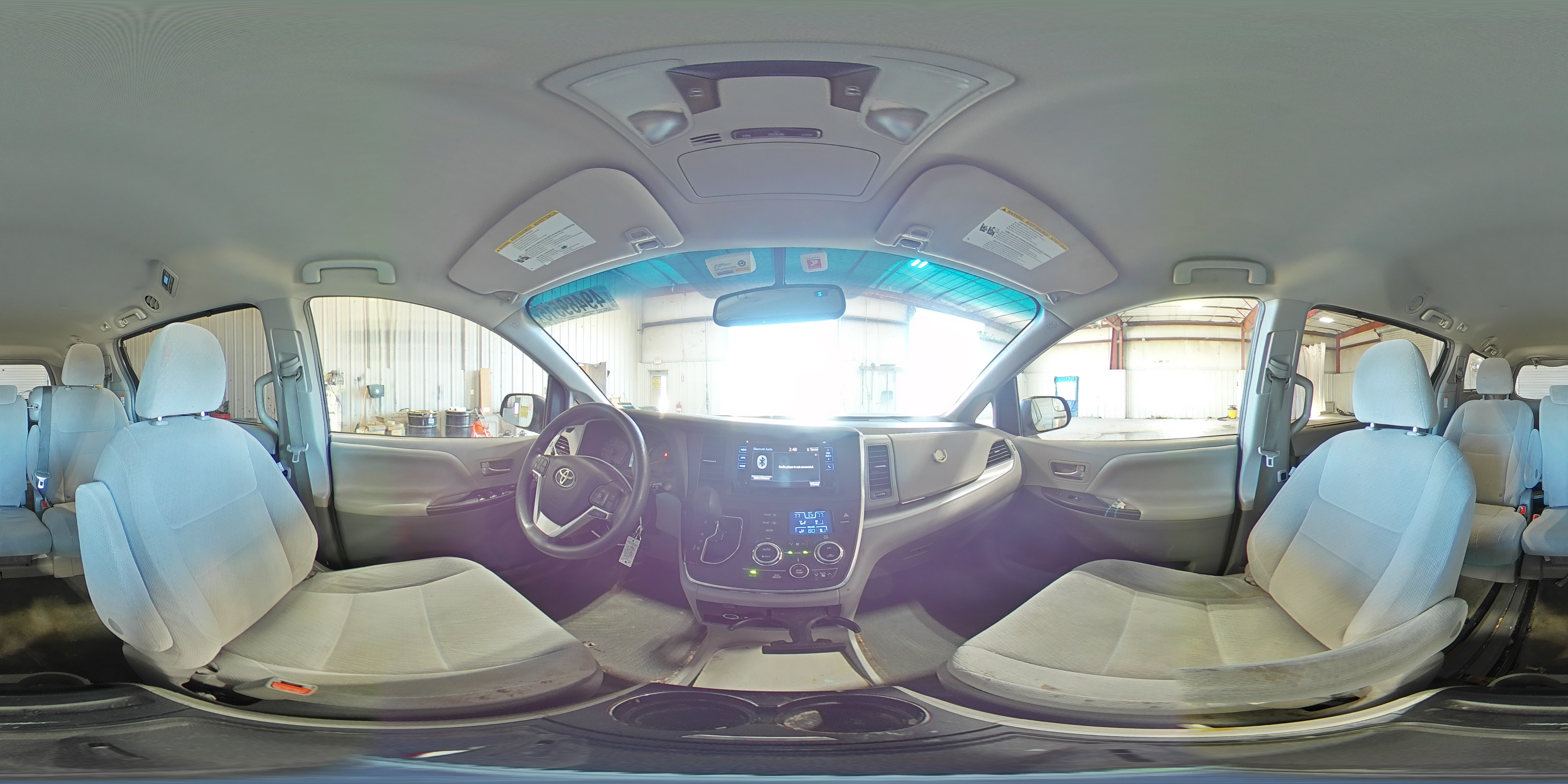 2015 Toyota Sienna - Image 15
