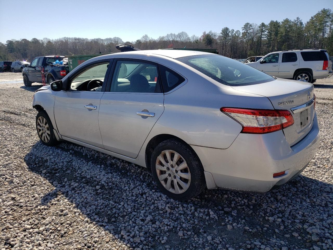 2014 Nissan Sentra - Image 2