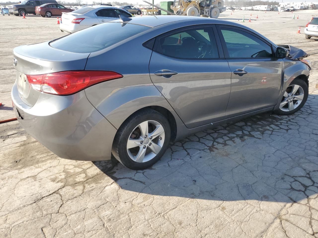 2013 Hyundai Elantra - Image 3