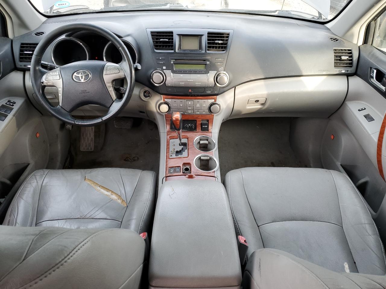2010 Toyota Highlander - Image 8
