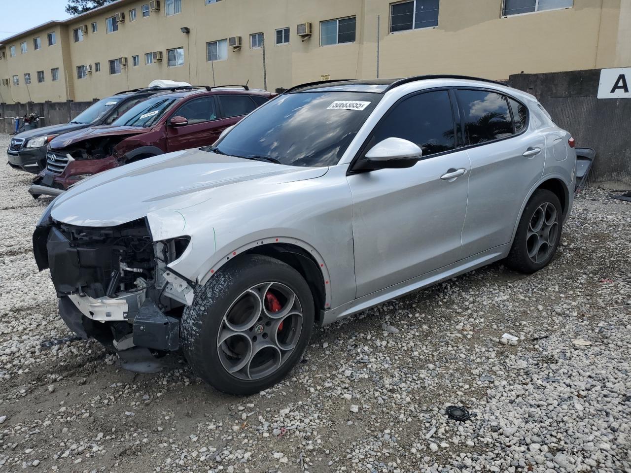 2020 Alfa Romeo Stelvio for Sale in Opa Locka, FL - Front End