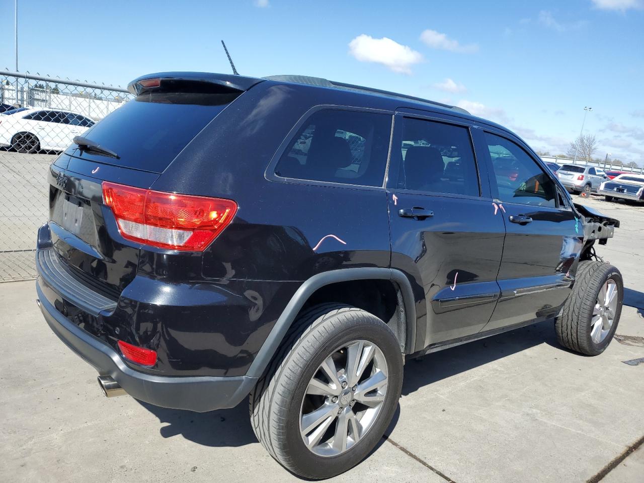 2013 Jeep Grand Cherokee - Image 3