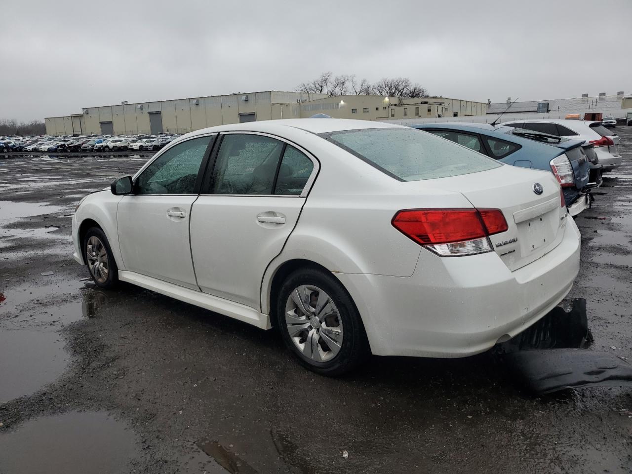 2013 Subaru Legacy - Image 2