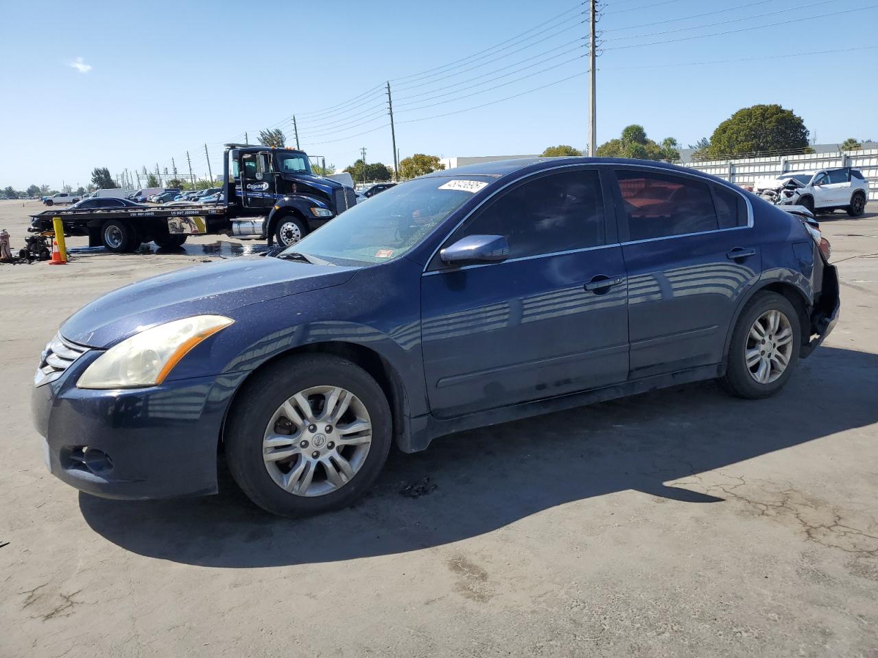 2010 Nissan Altima - Image 1