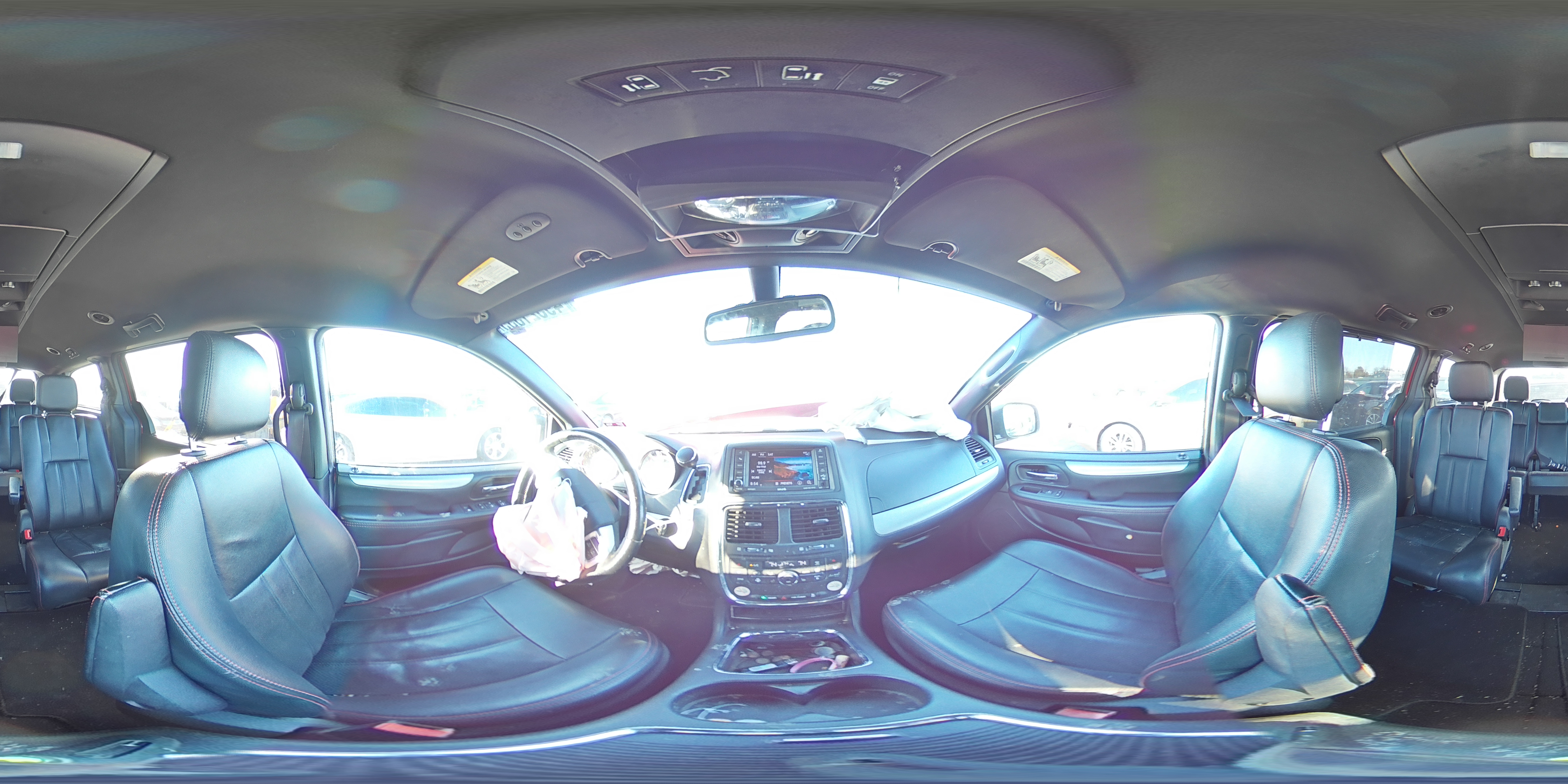 2019 Dodge Caravan - Image 13