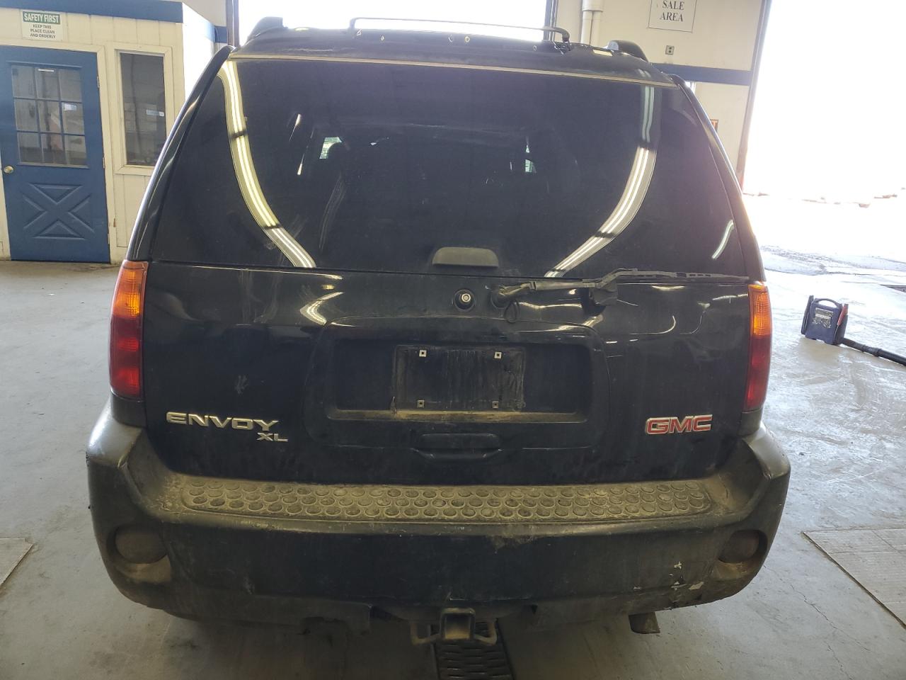 2006 GMC Envoy - Image 6
