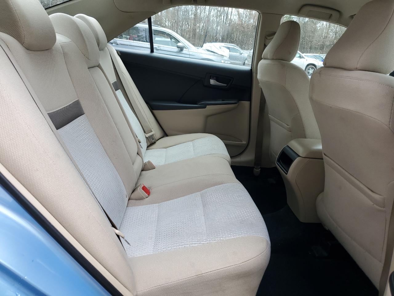 2012 Toyota Camry - Image 10