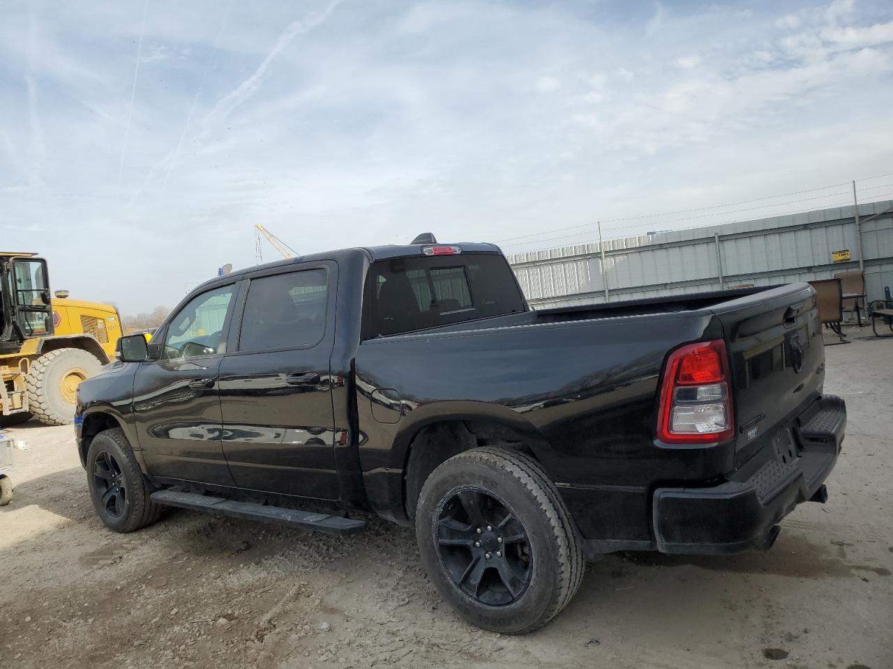 2021 RAM 1500 - Image 2
