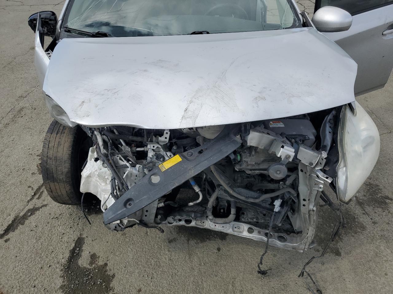 2010 Toyota Prius - Image 11