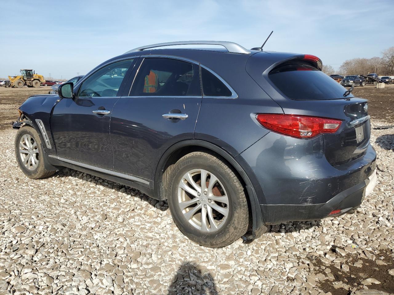 2011 Infiniti FX - Image 2