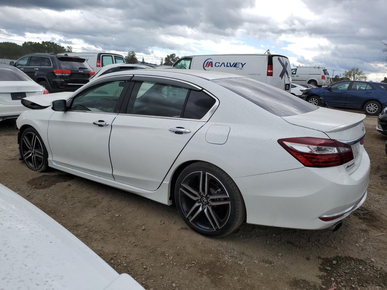 2017 Honda Accord - Image 2