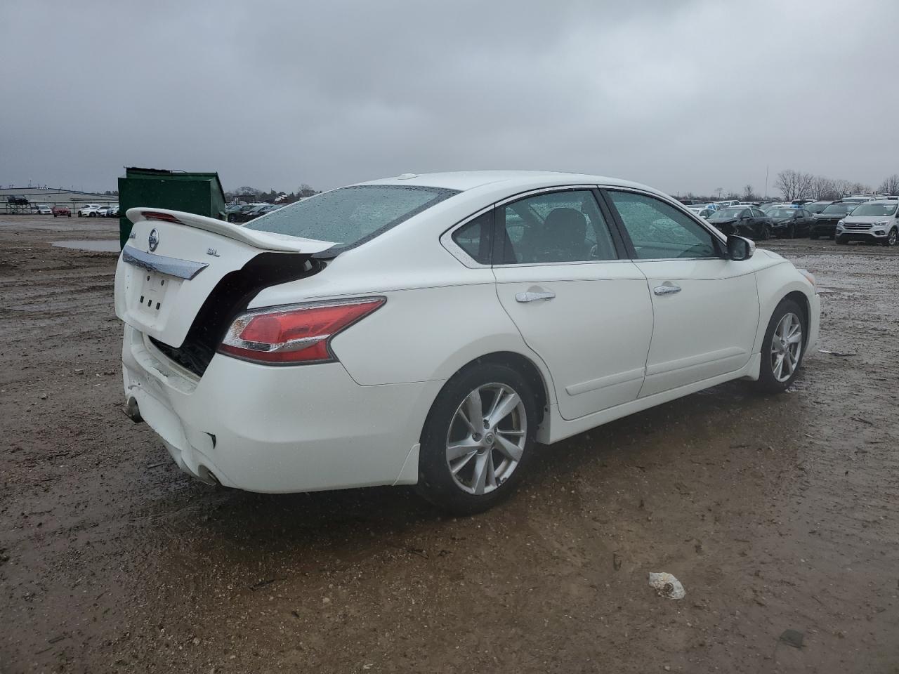 2015 Nissan Altima - Image 3