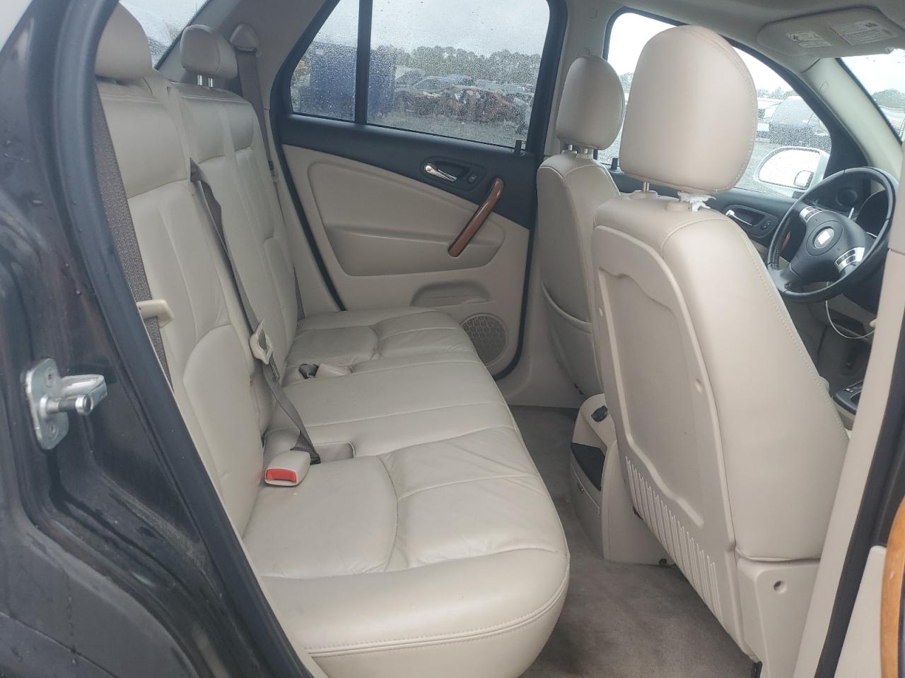 2006 Saturn VUE - Image 11