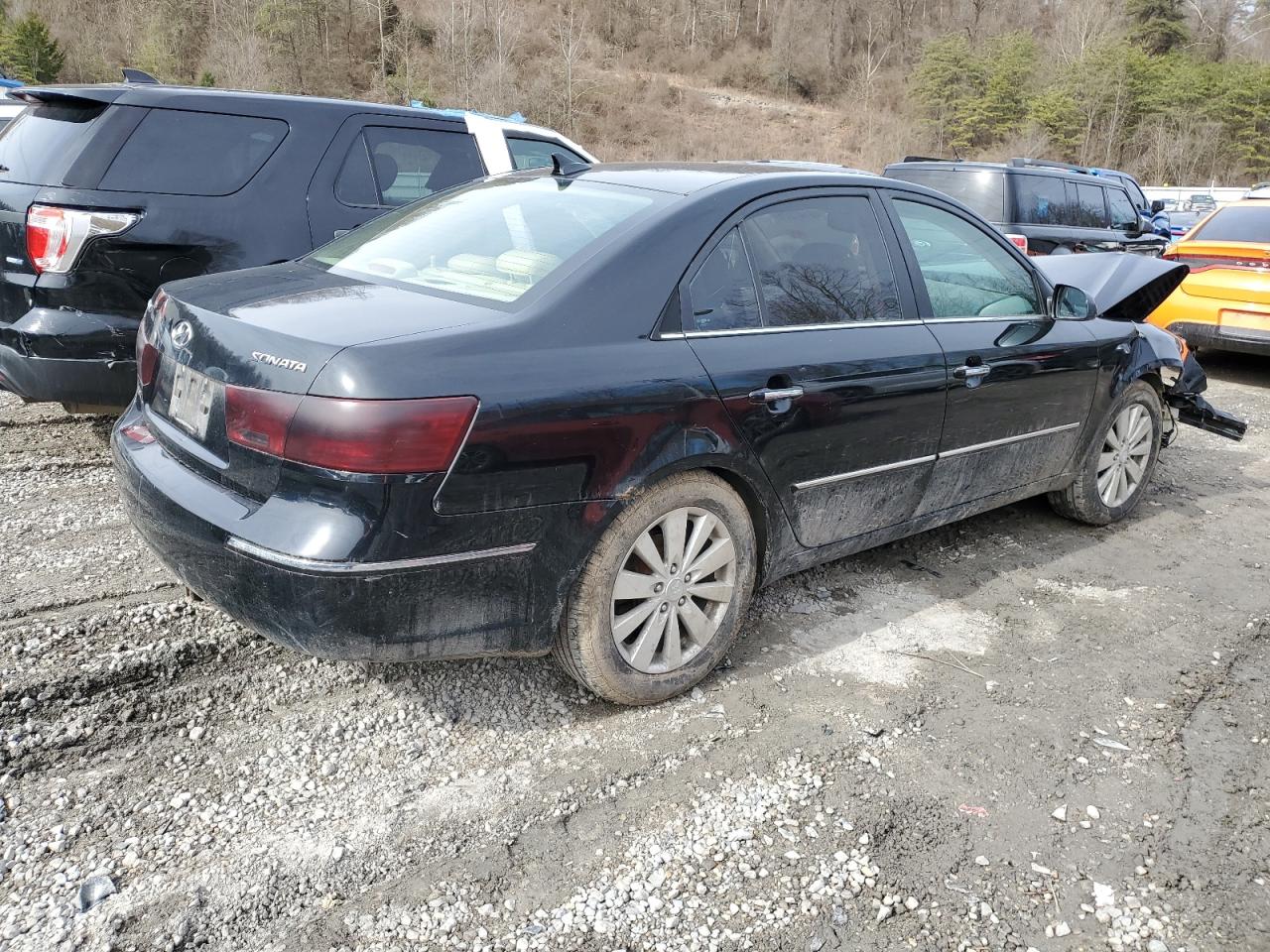 2009 Hyundai Sonata - Image 3