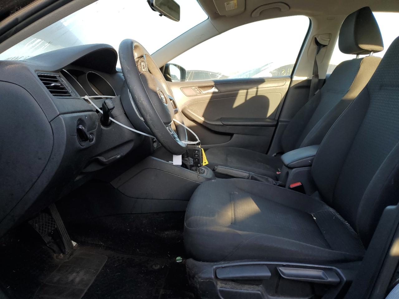 2015 Volkswagen Jetta - Image 7