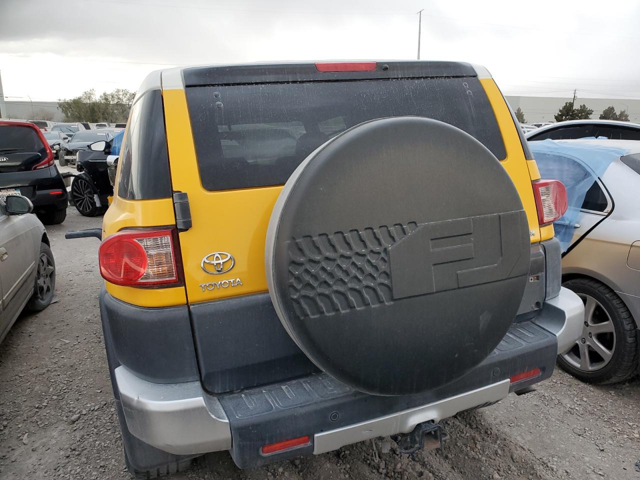 2007 Toyota Fj Cruiser VIN: 007204 Lot: 88824505