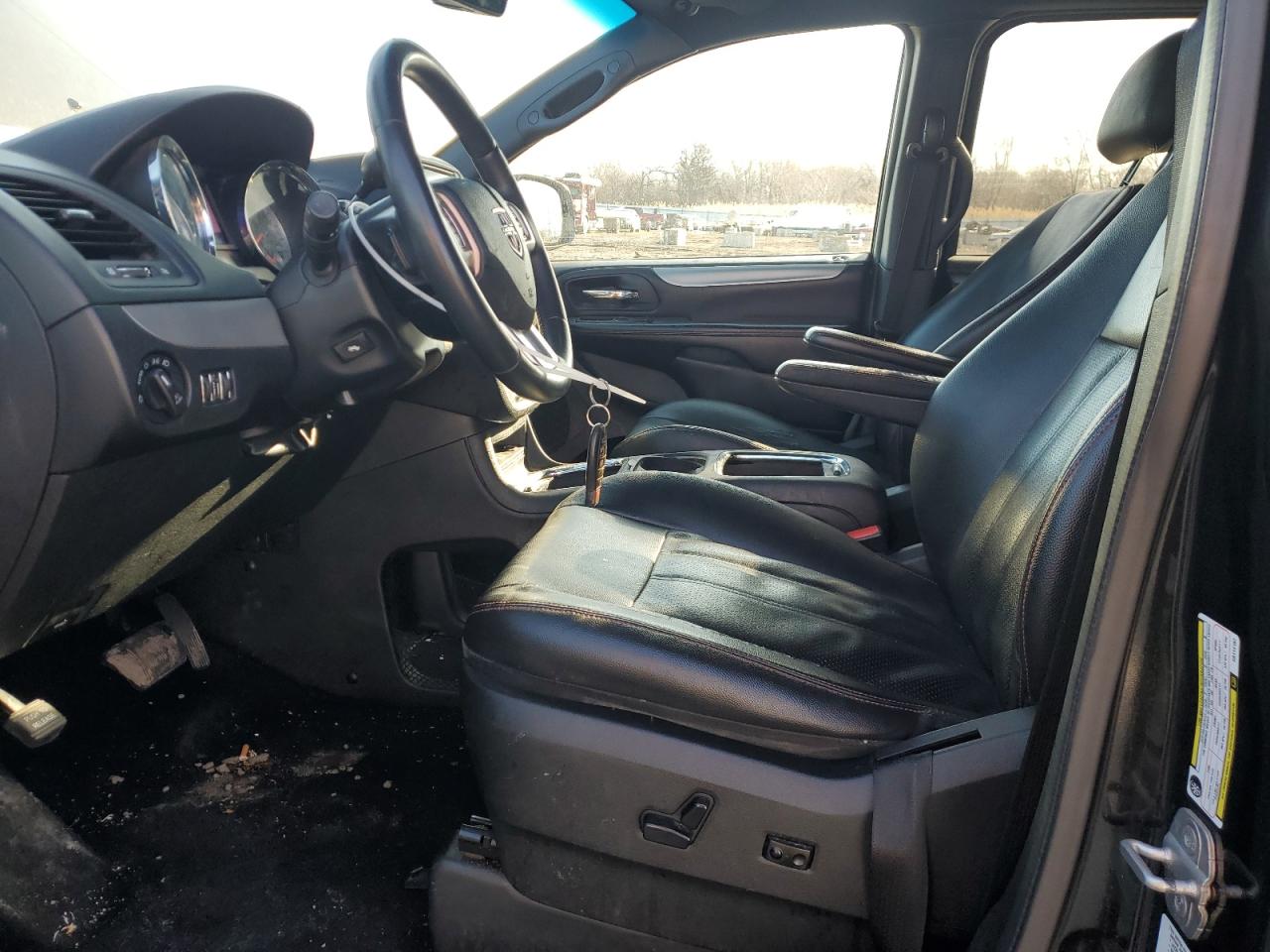 2014 Dodge Caravan - Image 7