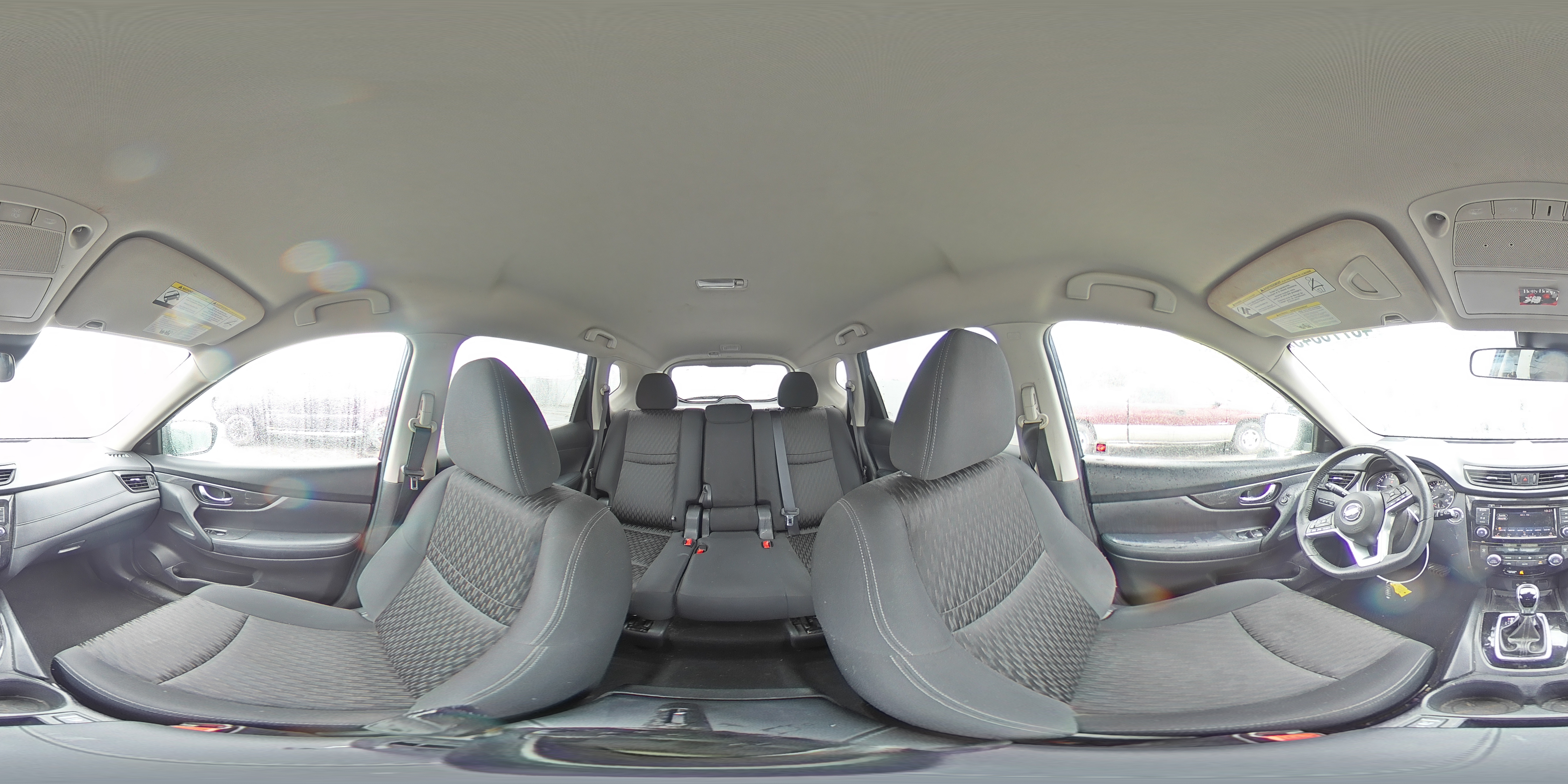 2019 Nissan Rogue - Image 13