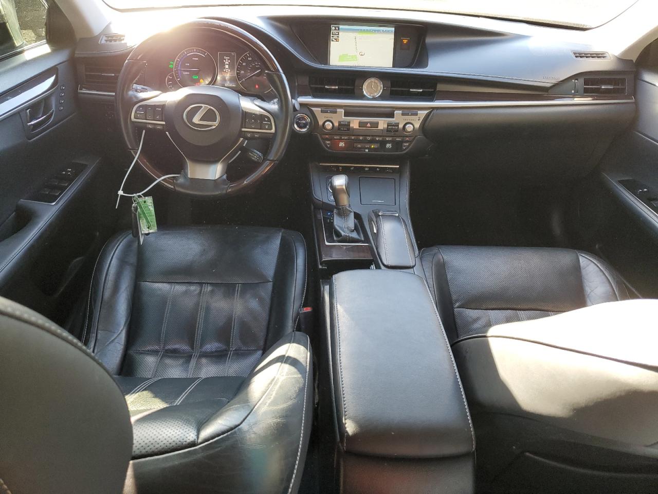 2018 Lexus ES - Image 8