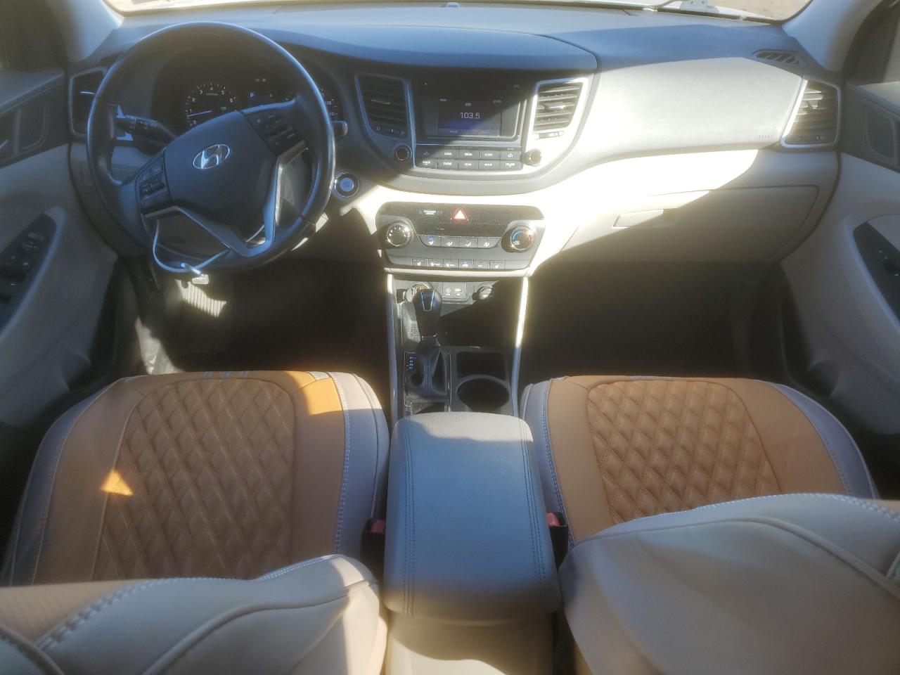 2016 Hyundai Tucson - Image 8