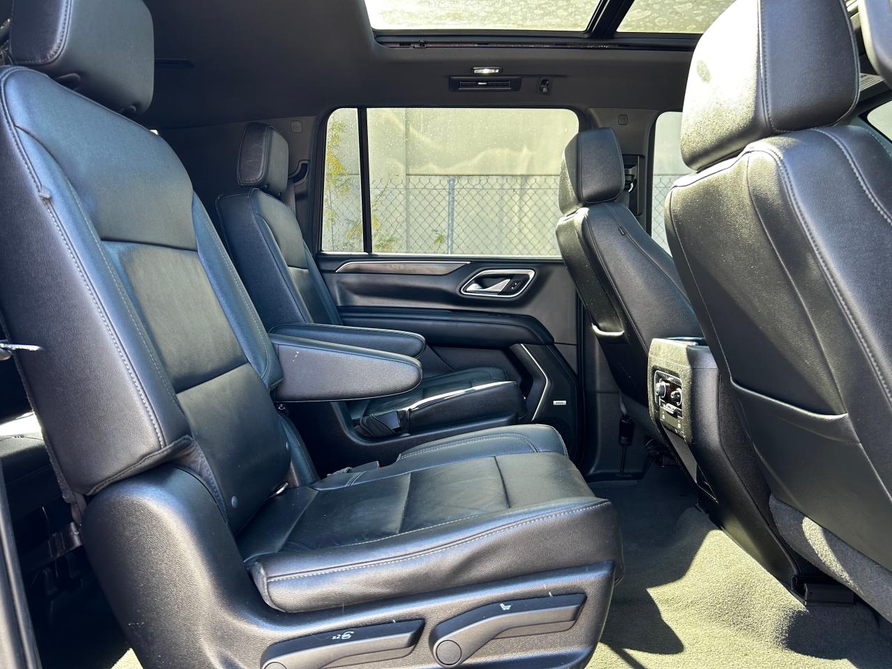 2021 Chevrolet Suburban - Image 6