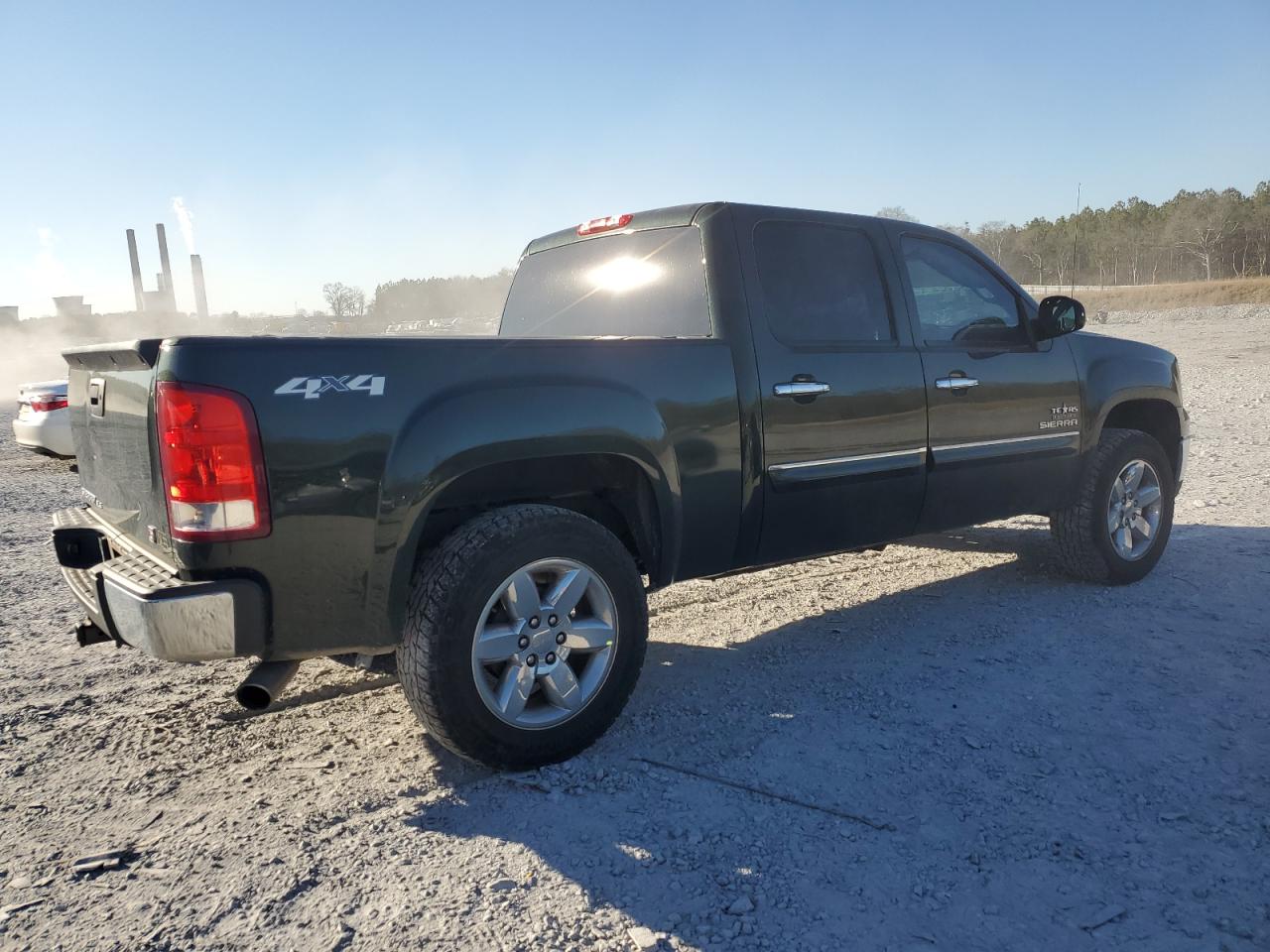 2013 GMC Sierra - Image 3