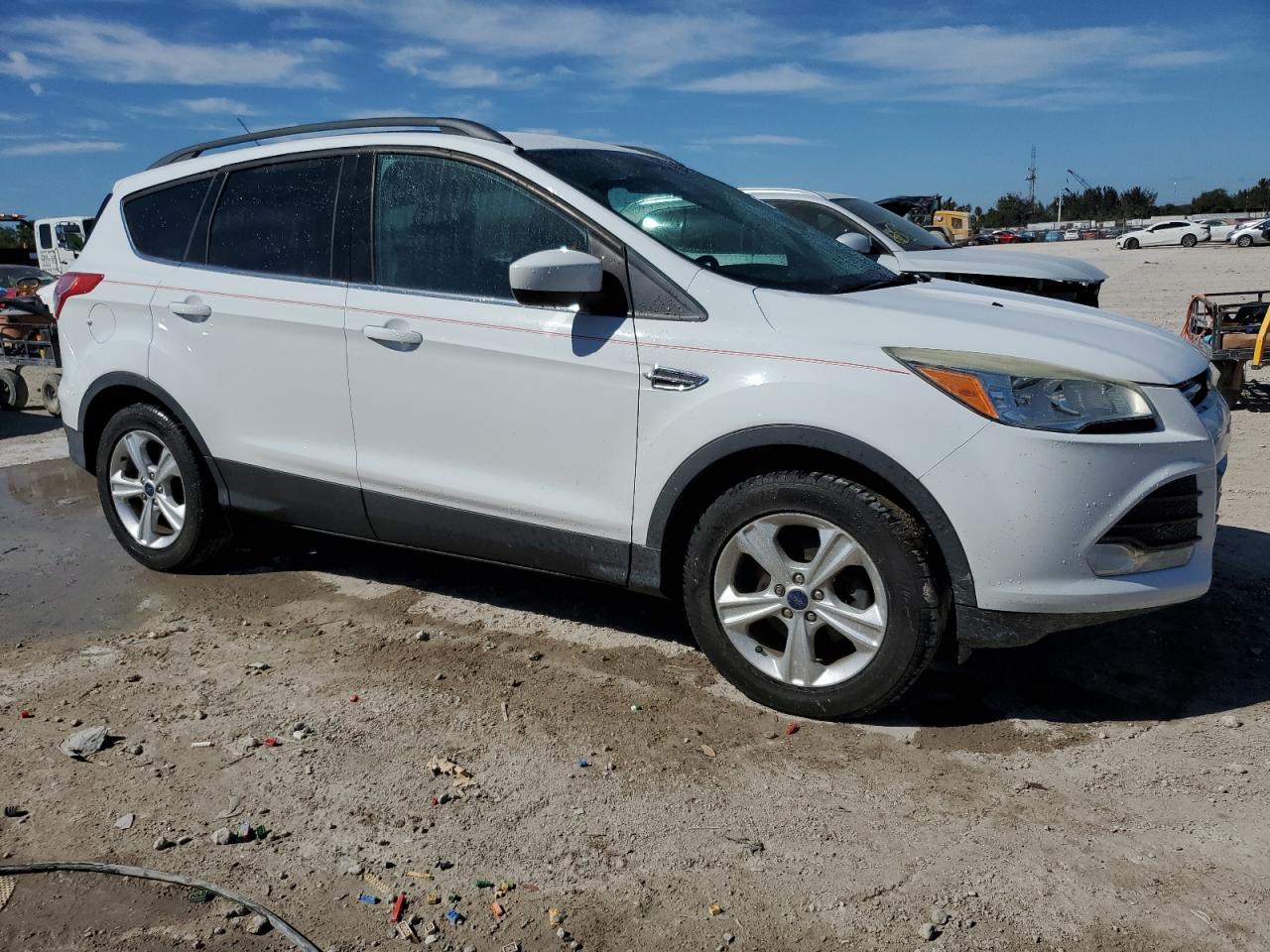2015 Ford Escape - Image 4