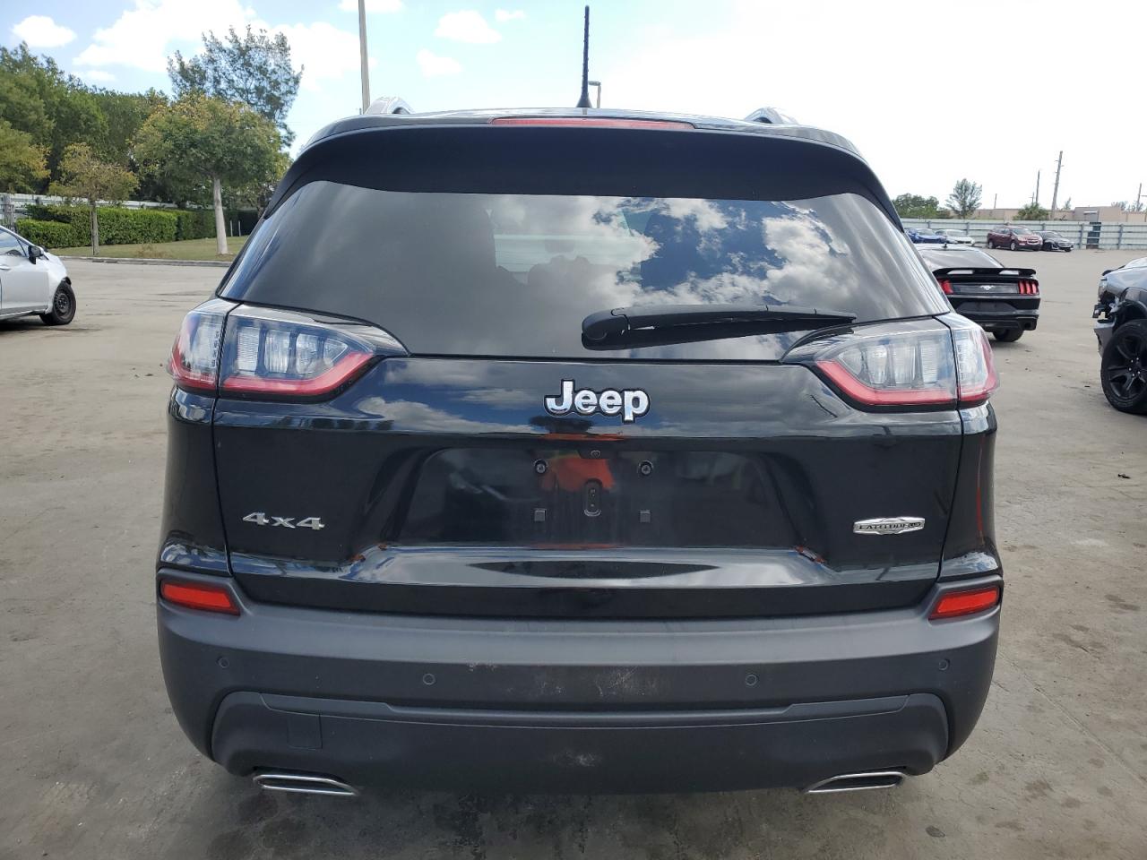 2021 Jeep Grand Cherokee - Image 6