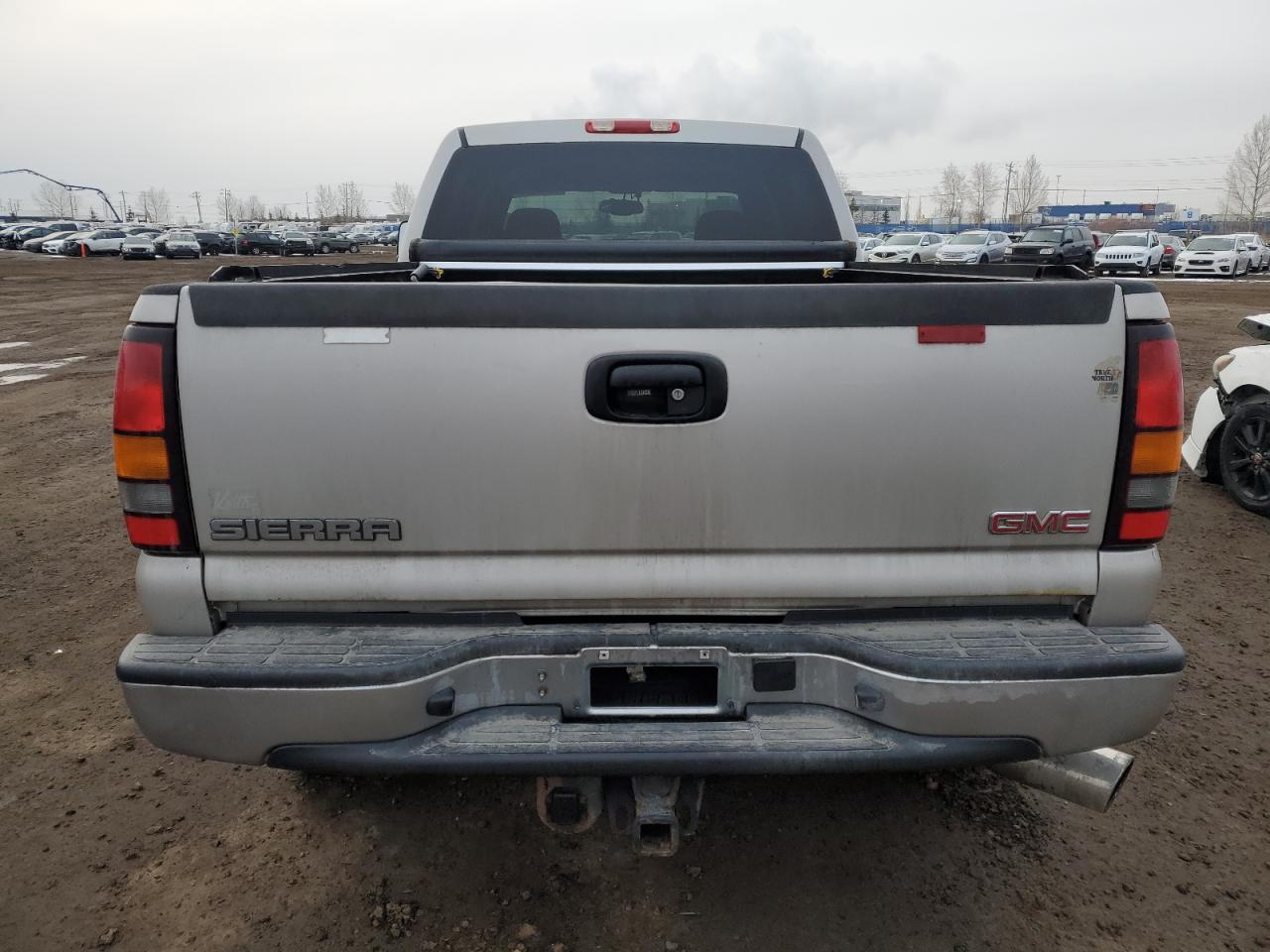 2006 GMC Sierra - Image 6
