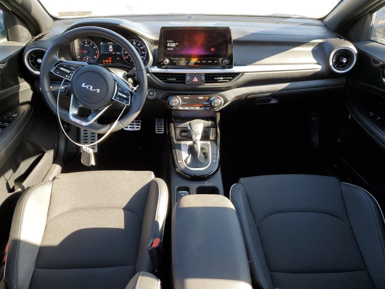 2024 Kia Forte - Image 8