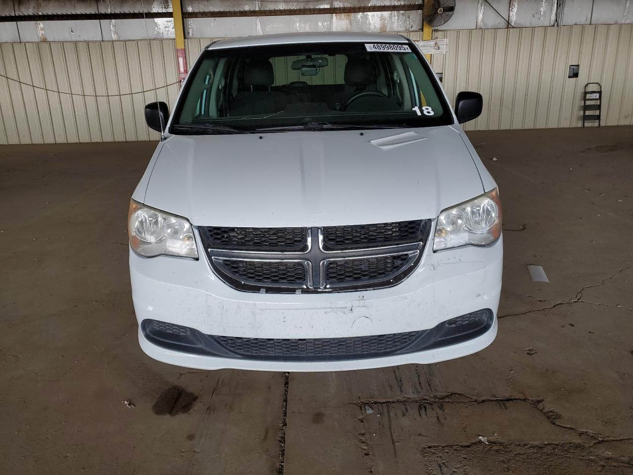 2016 Dodge Caravan - Image 5