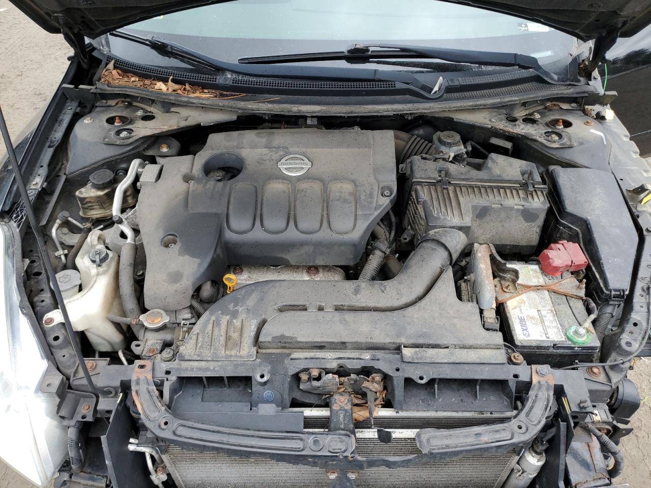 2010 Nissan Altima - Image 11