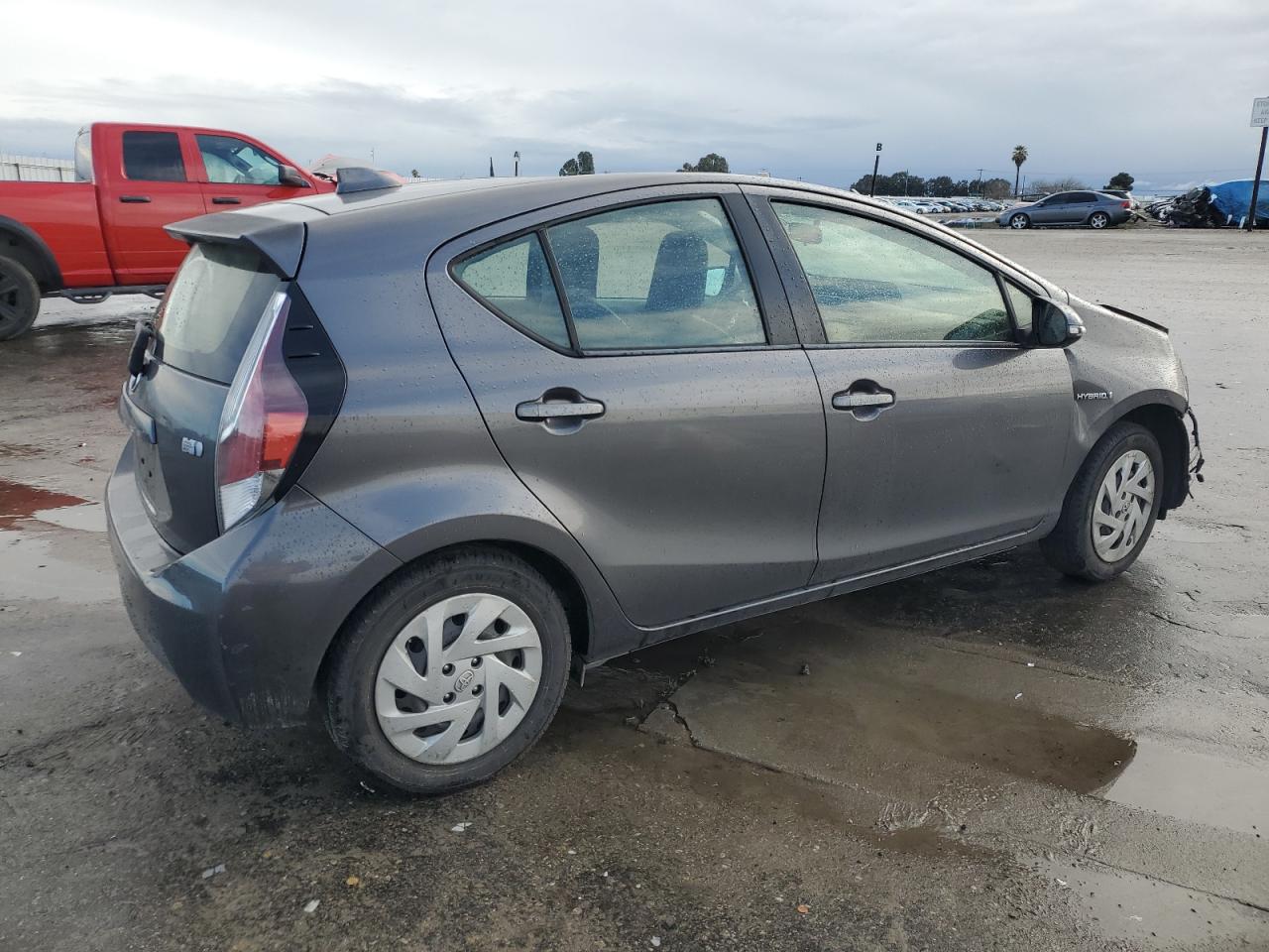 2016 Toyota Prius - Image 3